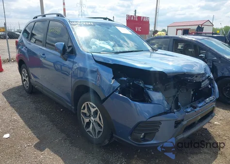 2024 Subaru Forester Premium из США, поврежденный, VIN JF2SKADC6RH452516